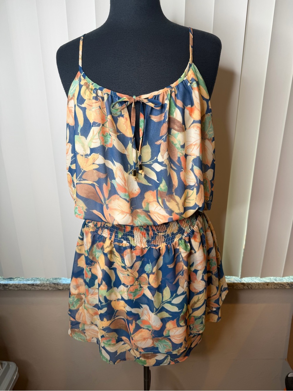 Veronica M Aster Front Tie Dress beige navy floral print Size Medium
